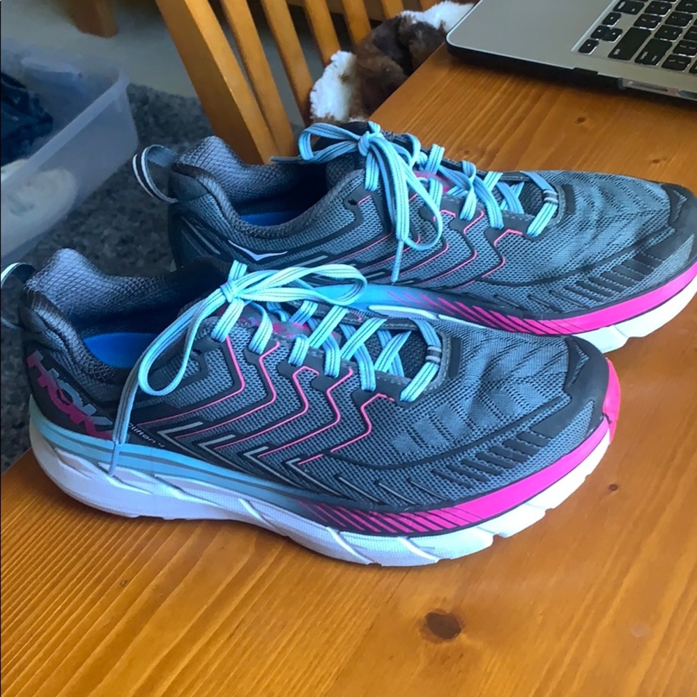 Hoka One One Neutral Cliftons